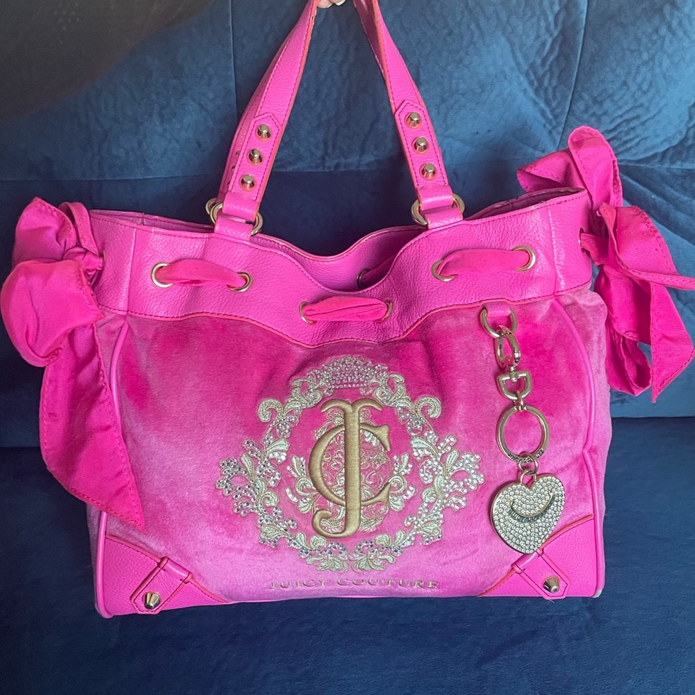Juicy Couture Pink Snowflake daydreamer